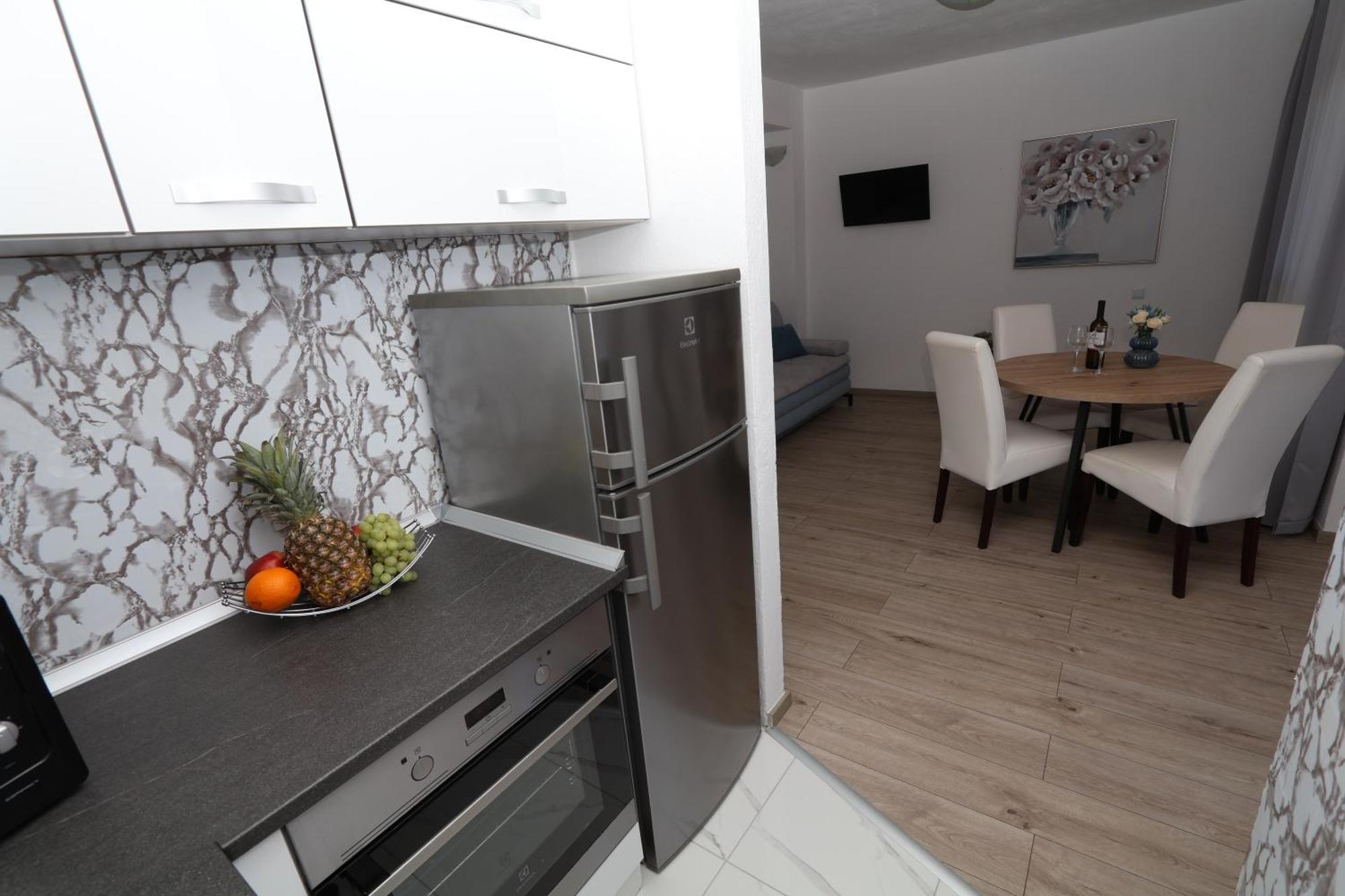 Mamma Mia Apartments Makarska Exterior photo